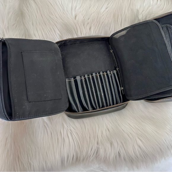 Bobbi Brown Travel Makeup Case Black Organizer - Picture 3 of 6